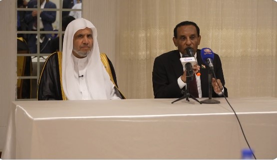 ناقشوا-ضرورة-تعزيز-اللُّحمة-الوطنية-والوعي-الديني.-الأمين-العام-لرابطة-العالم-الإسلامي-يلتقي-وفد-علماء-السودان