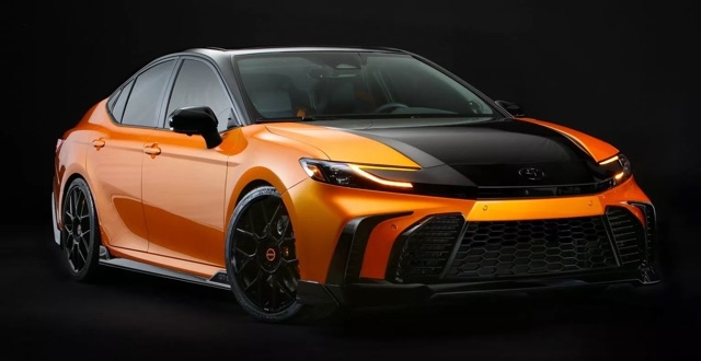 تويوتا-تكشف-عن-كامري-gt-s-اختبارية-بتصميم-رياضي-جريء-في-معرض-sema-2025
