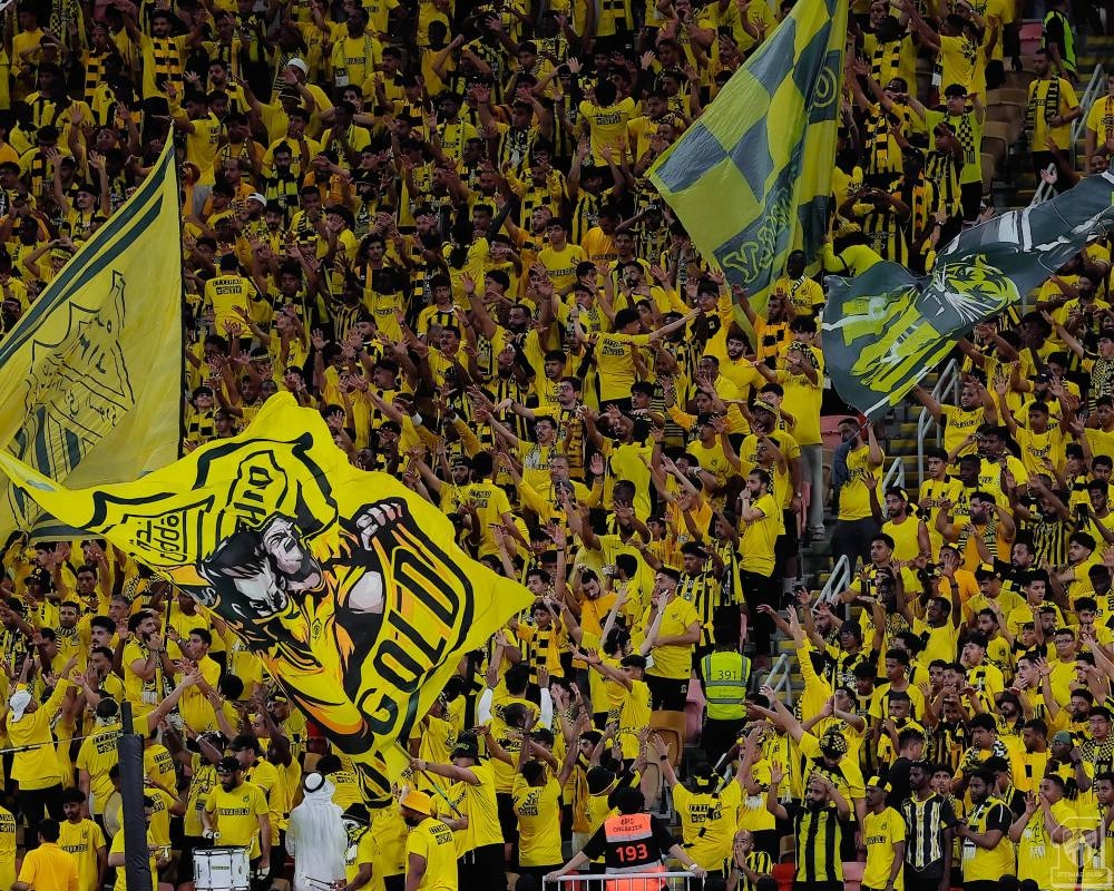 ديربي-ساخن-بالمدرجات