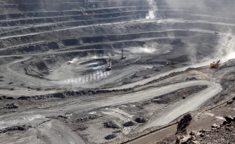 وفد-صيني-يزور-أوروبا-لمناقشة-تحرير-صادرات-المعادن-النادرة