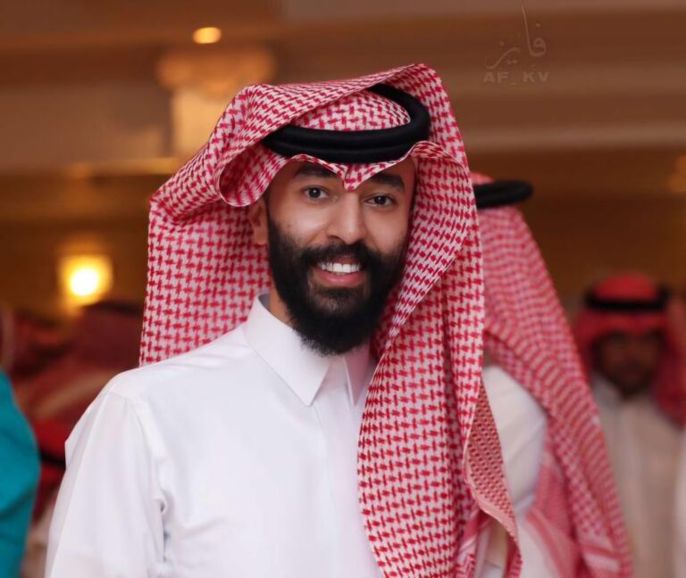 الإعلامي حسين أبو صابر.. من محافظة صغيرة إلى صدارة المشهد الإعلامي السعودي وعالم السوشيال ميديا