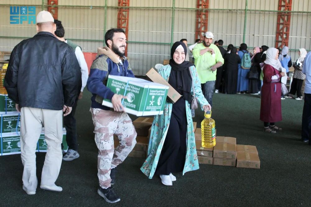 مركز-الملك-سلمان-للإغاثة-يوزع-مساعدات-غذائية-في-عرسال-بلبنان