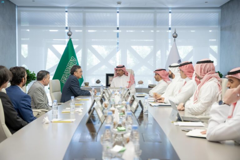 استثمار-واعد.-“الخريّف”-يبحث-مع-شركات-عالمية-تقنيات-التصنيع-المتقدم