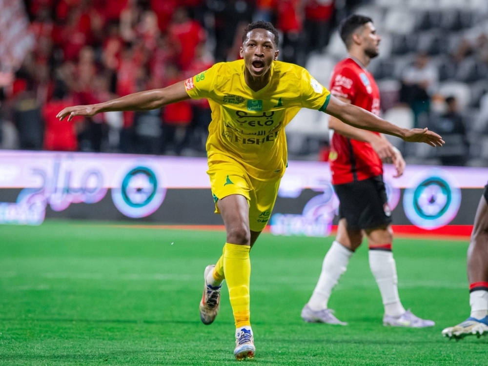 100-مليون-شرط-الخليج-للتنازل-عن-نجمه