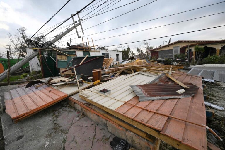 ارتفاع-حصيلة-الإعصار-ميليسا-في-جامايكا-إلى-28-قتيلًا