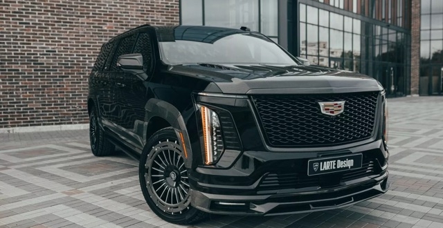لارت-ديزاين-تمنح-كاديلاك-إسكاليد-طابعاً-أشرس-بحزمة-esthete-الجديدة