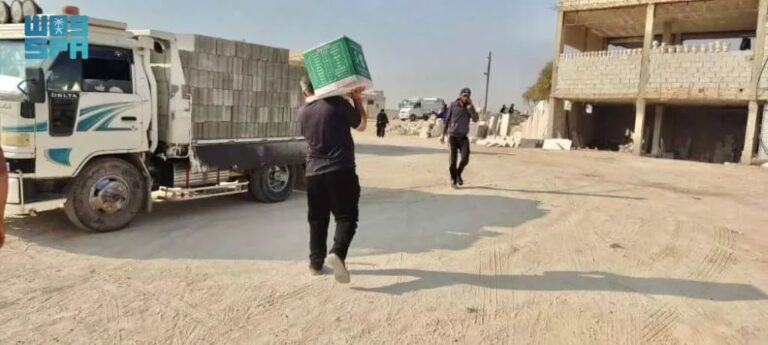 مركز-الملك-سلمان-للإغاثة-يوزّع-(820)-سلة-غذائية-في-ريف-دمشق