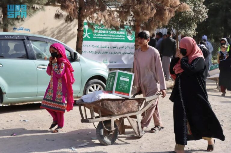 مركز-الملك-سلمان-للإغاثة-يوزّع-(564)-سلة-غذائية-في-أفغانستان