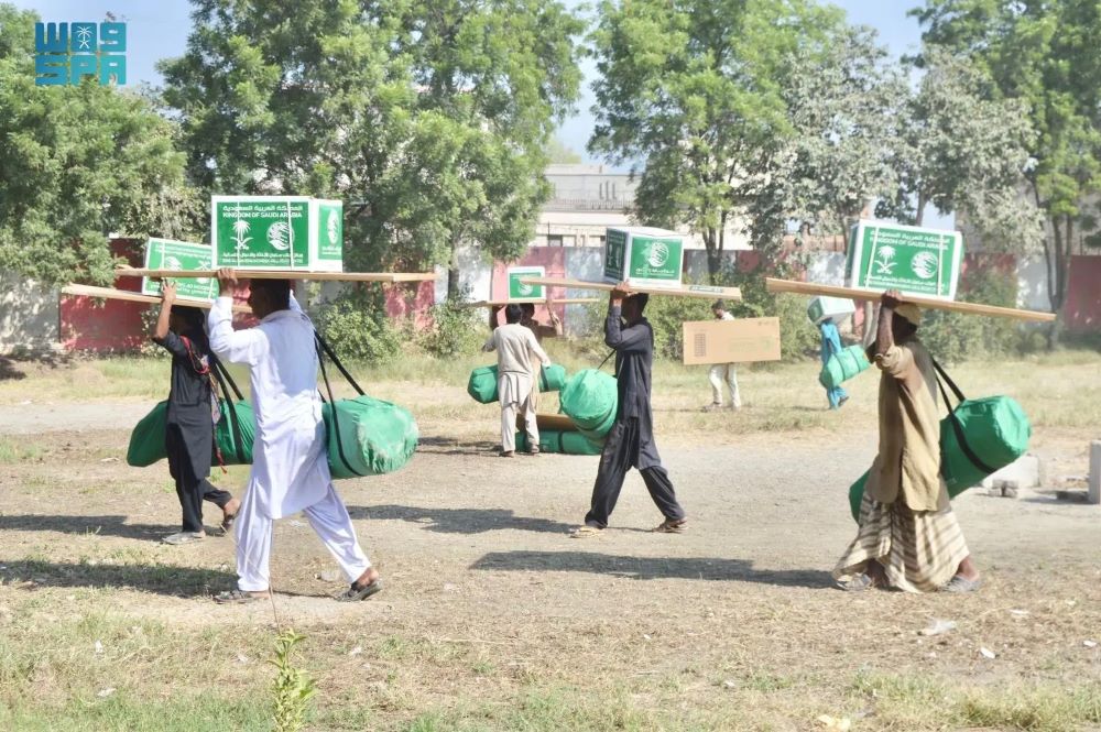 مركز-الملك-سلمان-للإغاثة-يوزّع-(1,500)-حقيبة-إيوائية-في-باكستان