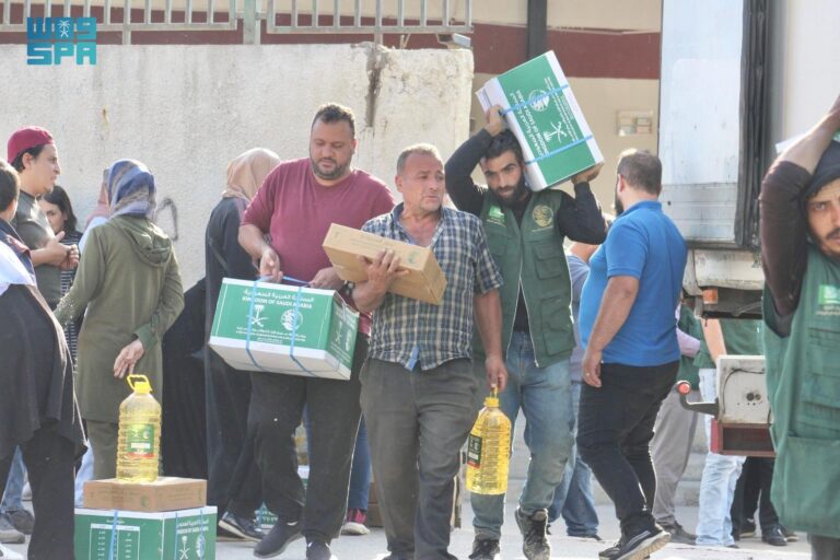 مركز-الملك-سلمان-للإغاثة-يوزّع-مساعدات-غذائية-متنوعة-في-لبنان