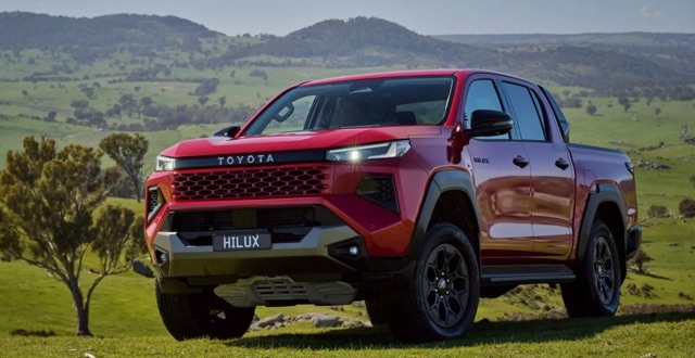 تويوتا-هايلكس-2026-الجديدة-كليًا:-تصميم-مستوحى-من-“السايبورغ-سومو”-وخيارات-كهربائية-متعددة