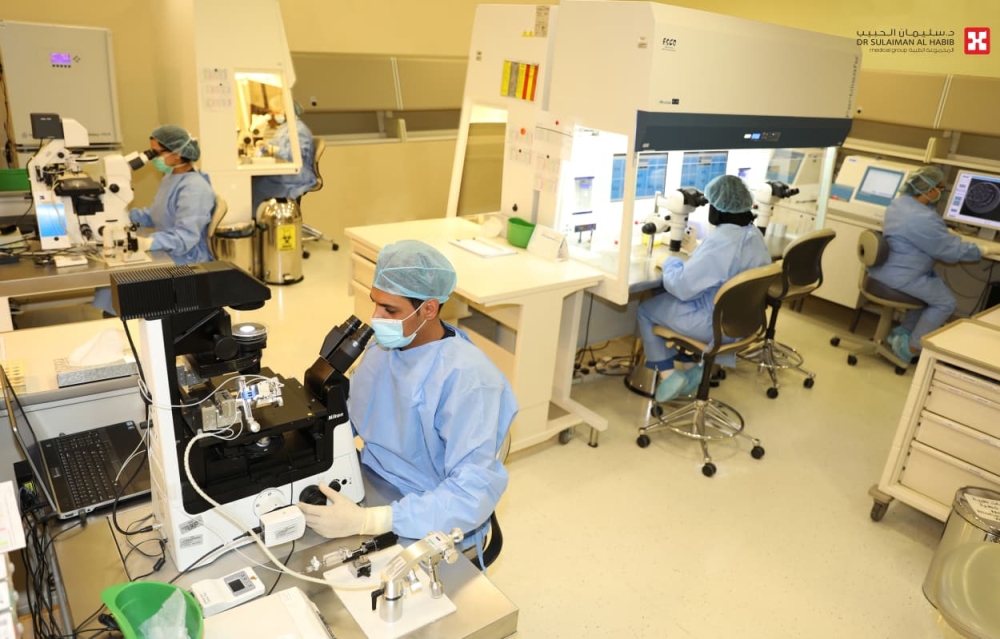 مستشفى-الدكتور-سليمان-الحبيب-بالخبر-يدخل-الفرحة-لأسرة-عانت-من-العقم-20-عاماً