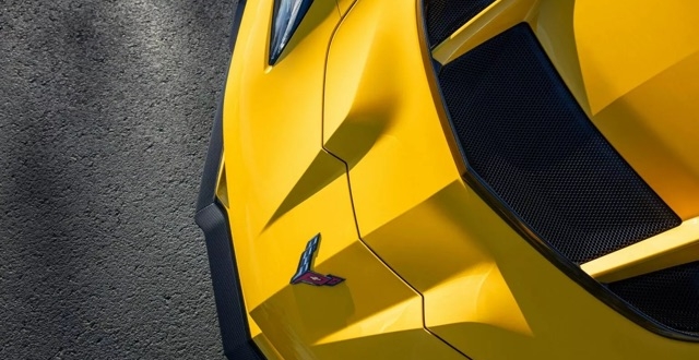 كورفيت-zr1-تحقّق-لقب-أسرع-سيارة-بنزين-في-تحدي-u-drag