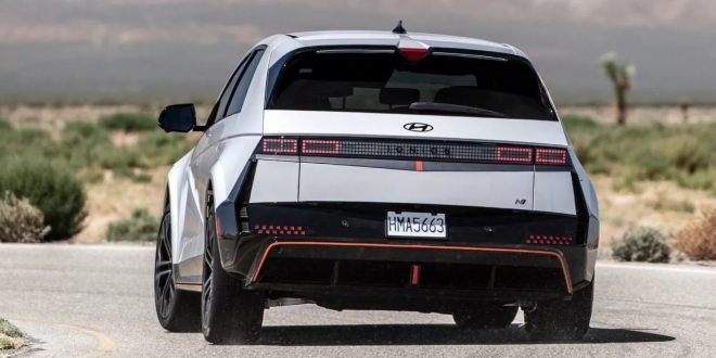 صيانة-مكابح-هيونداي-أيونيك-5-معقدة-بشكل-مفاجئ-مع-أنظمة-الحماية-الإلكترونية