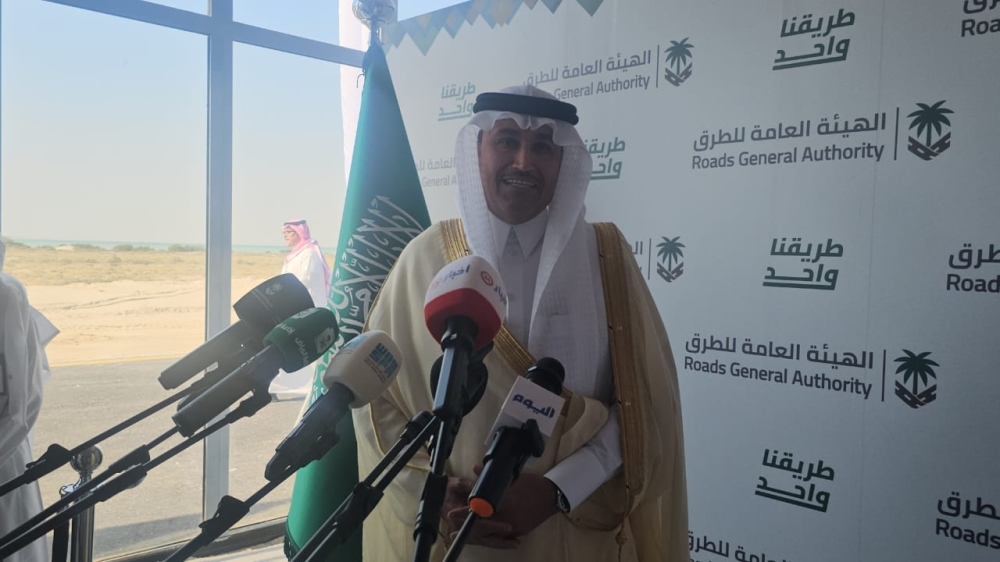 وزير-النقل-لـ”اليوم”:-الشرقية-نموذج-للربط-«البري-–-السككي».-و«جسر-صفوى»-يوفر-30-دقيقة