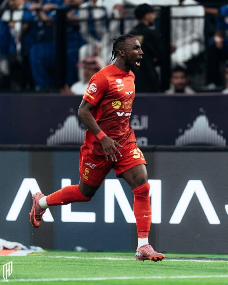 فحص-يحدد-مصير-مهاجم-القادسية