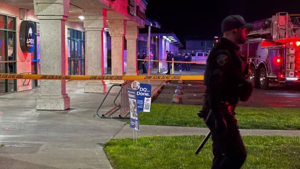 بعد-يومين-من-هجوم-البيت-الأبيض.-4-قتلى-و10-جرحى-بإطلاق-نار-في-كاليفورنيا