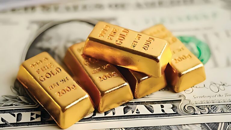 الذهب-يهبط-من-ذروة-6-أسابيع-مع-تحول-المتداولين-لجني-الأرباح