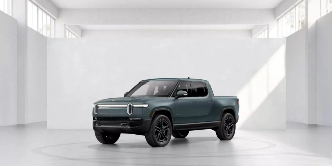 ريفيان-r1t-الجديدة-تكسر-قواعد-الأداء-وتتفوق-على-كورفيت-e-ray-في-السباق-المستقيم