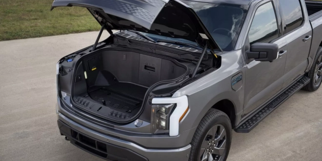 فورد-تواجه-دعوى-قضائية-بسبب-غياب-نظام-السلامة-في-f-150-لايتننغ-2024