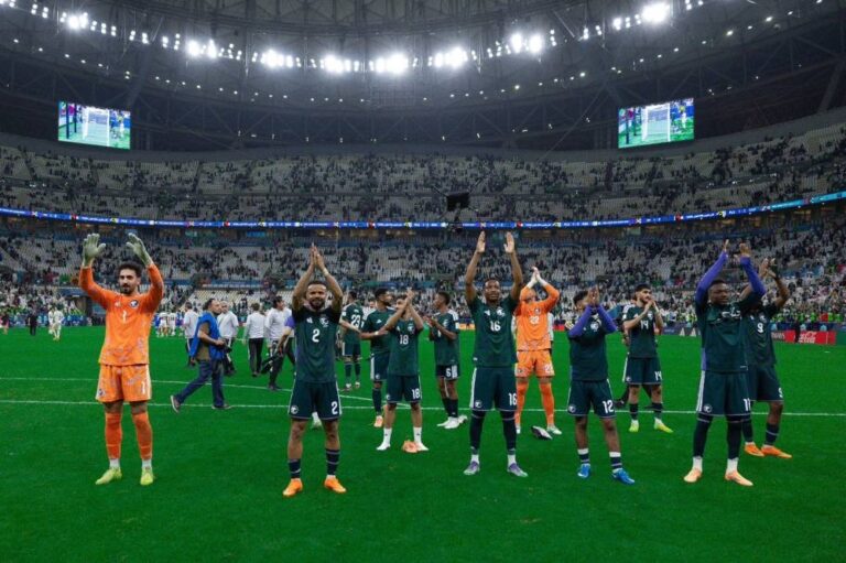 الصقور-لضرب-3-عصافير-بإقصاء-النشامى