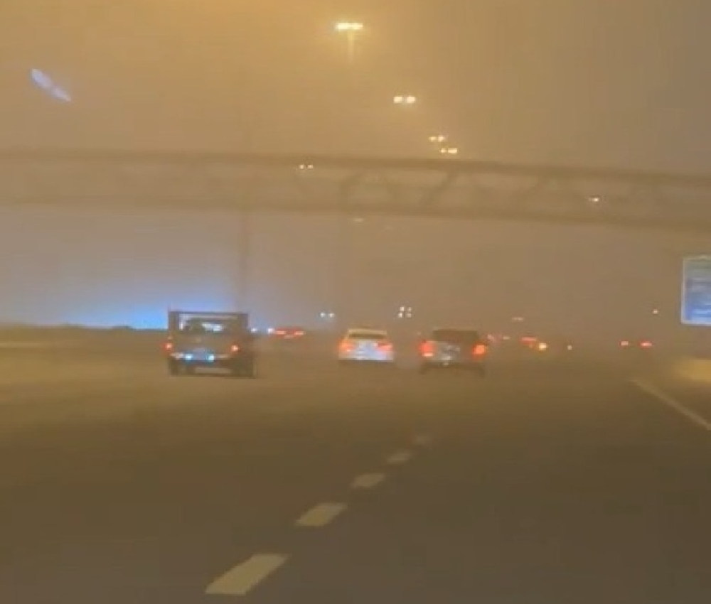 تستمر-12-ساعة.-إنذار-برتقالي-تنبيهاً-من-أتربة-مثارة-على-الشرقية