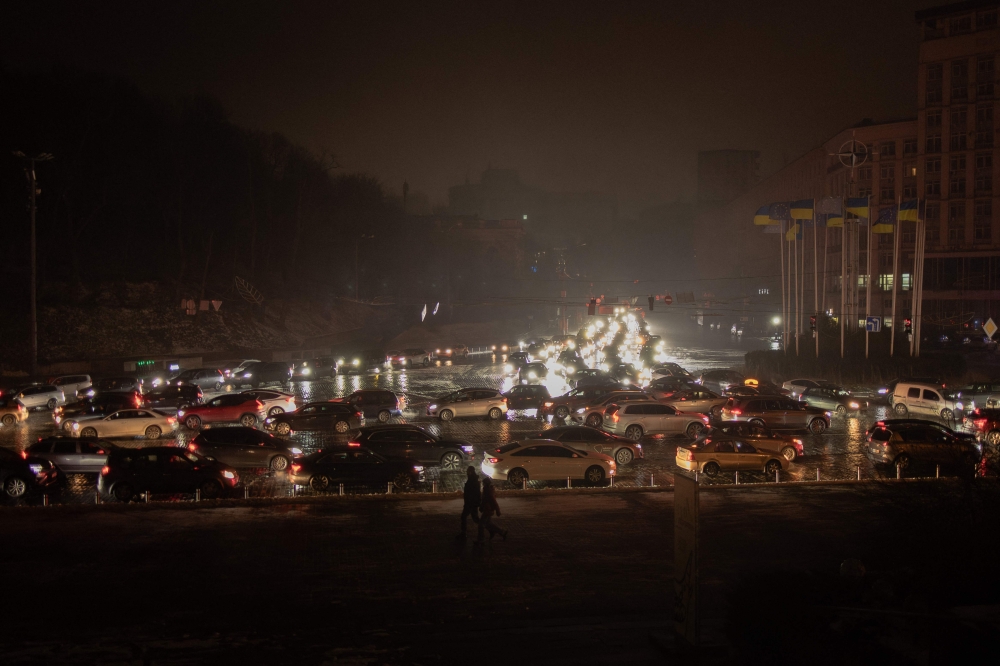 روسيا-تسيطر-على-بلدتين-شرق-أوكرانيا.-ومليون-منزل-بلا-كهرباء-في-كييف