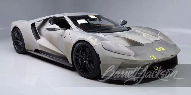 فورد-تعرض-gt-اختبارية-سرية-في-مزاد-علني،-مع-حظر-قيادة-دائم!