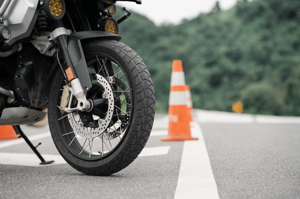 عبر-منصة-“أبشر”.-كيف-تفوض-شخص-آخر-لقيادة-دراجتك-الآلية؟