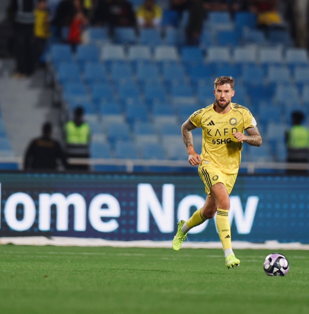 مدافع-النصر-يخالف-الدون