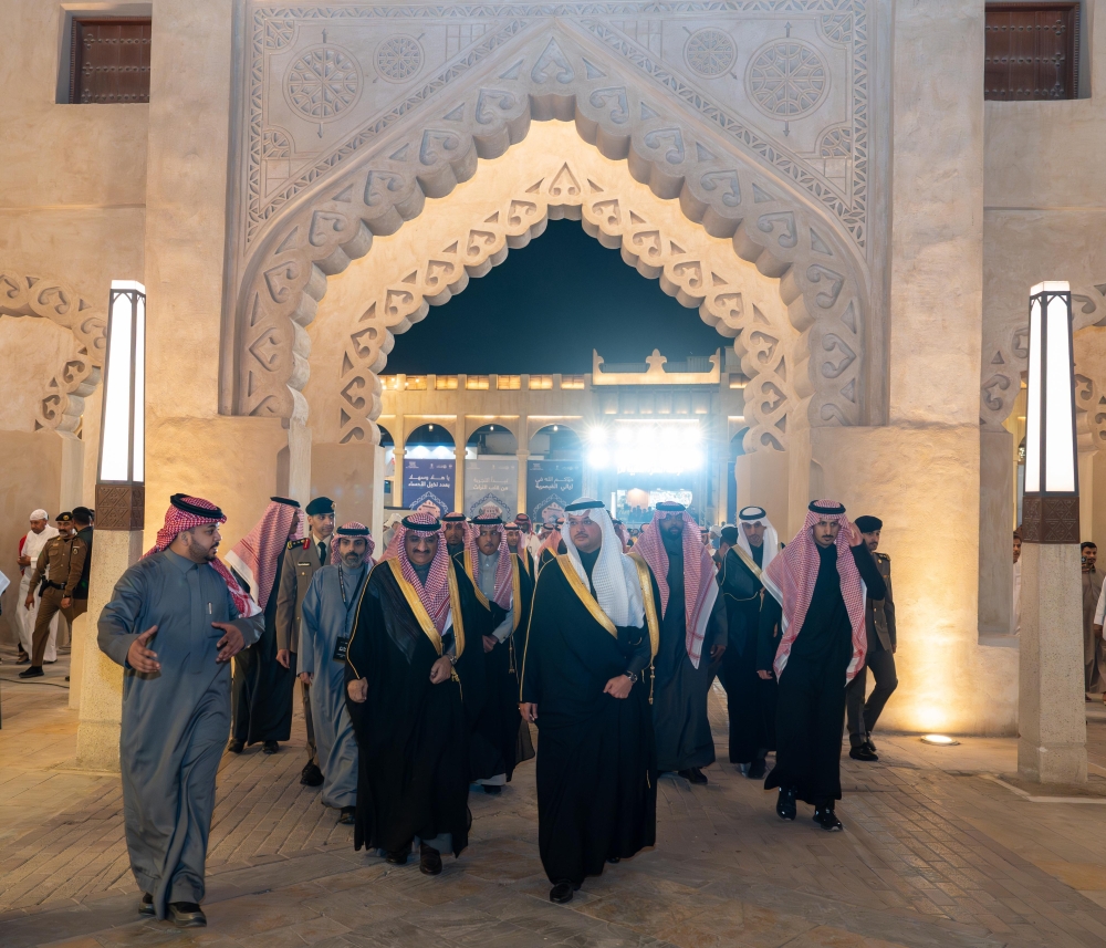 محافظ-الأحساء-يفتتح-«ليالي-القيصرية»-لإحياء-200-عام-من-التاريخ