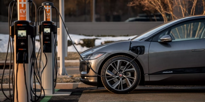 استدعاء-2,278-نسخة-جاكوار-i-pace-بسبب-خلل-خطير-في-البطارية