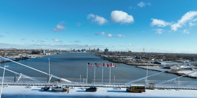 ترامب-يلوّح-بعرقلة-افتتاح-جسر-“جوردي-هاو”-لصناعة-السيارات-بين-أمريكا-وكندا