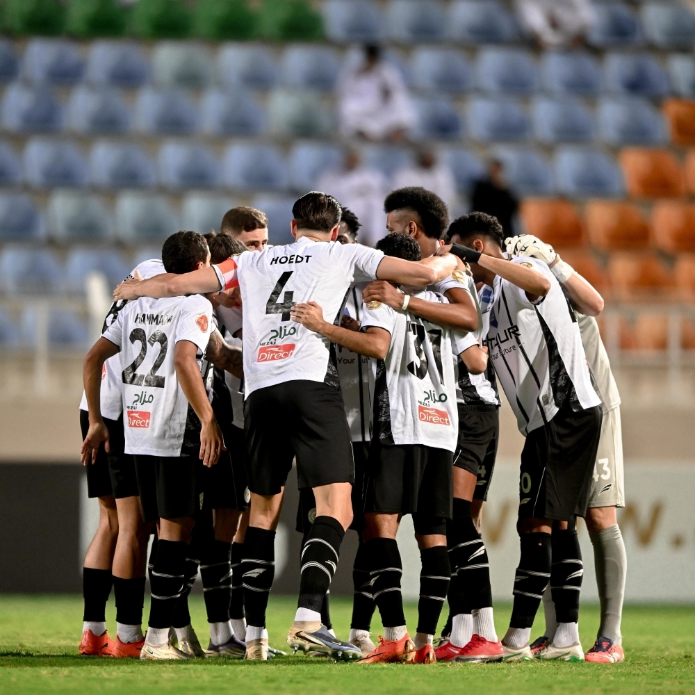 خماسية-الأهلي-تطرد-ألغواسيل