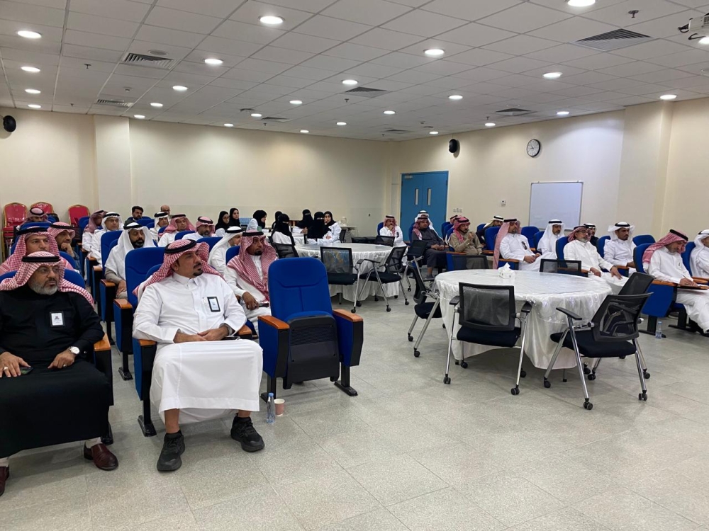 القطيف.-تدريب-المرشدين-على-إسعاف-«أمراض-الدم»-وتوعية-600-طالب