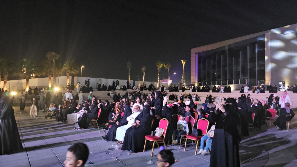 6-الآف-زائر-لاحتفالات-يوم-التأسيس-في-مهرجان-ألوان-الجبيل