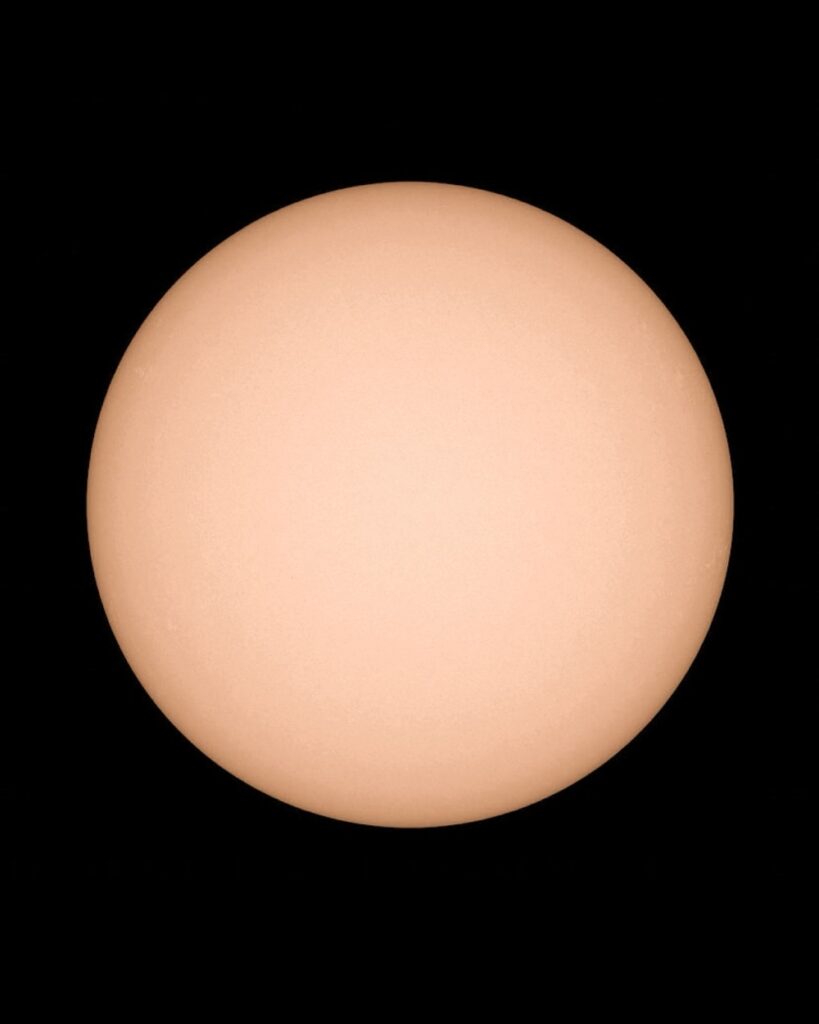 فلكية-جدة:-الشمس-بلا-بقع-للمرة-الأولى-منذ-2022