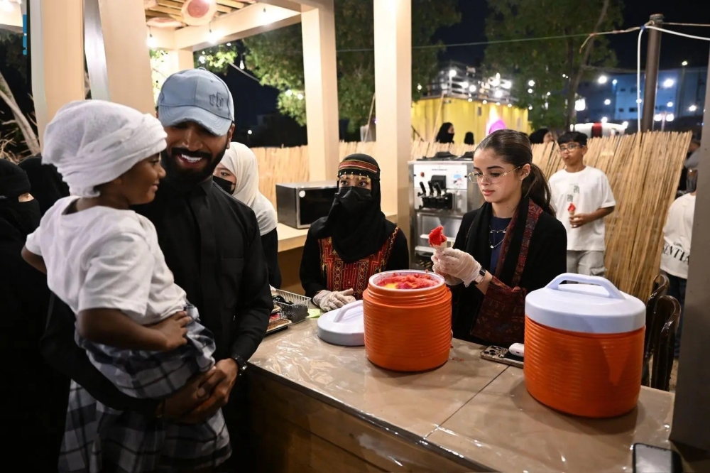 البسطات-الرمضانية.-مشهد-يعكس-روعة-الشهر-الفضيل-في-مكة-المكرمة