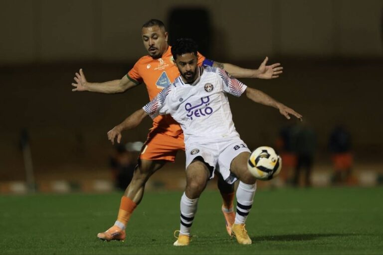 5-صامدين-في-yelo