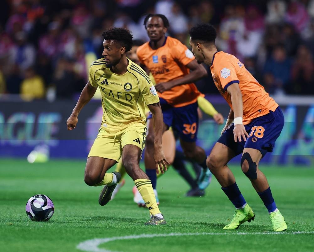 كومان-يزاحم-نصراويين-على-الأفضلية