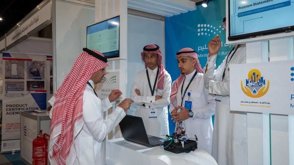 طلاب-الشرقية-يطورون-درونًا-وروبوتًا-لرصد-الزلازل-والمخاطر-البيئية