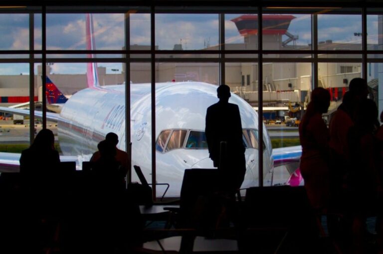 واشنطن:-17500-أمريكيًا-عادوا-من-دول-الشرق-الأوسط-منذ-بدء-الحرب