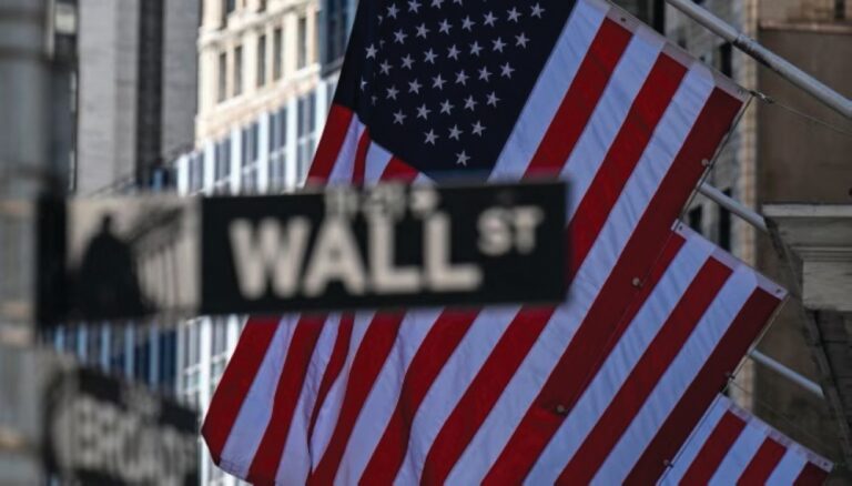 تراجع-العقود-الآجلة-للأسهم-الأمريكية-وسط-مخاوف-من-تفاقم-الخسائر