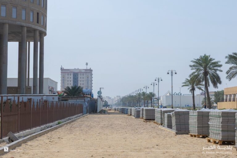 بمسارات-جديدة.-تطوير-طريق-الأمير-تركي-وشارع-طارق-بن-زياد-بالخُبر