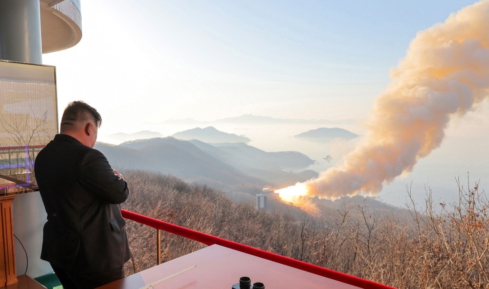 تصل-لأمريكا.-كوريا-الشمالية-تختبر-صواريخ-تعمل-بالوقود-الصلب