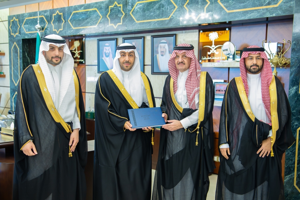 اطلاع-أمير-الشرقية-على-مؤشرات-الأداء-ومبادرات-هيئة-تطوير-المنطقة