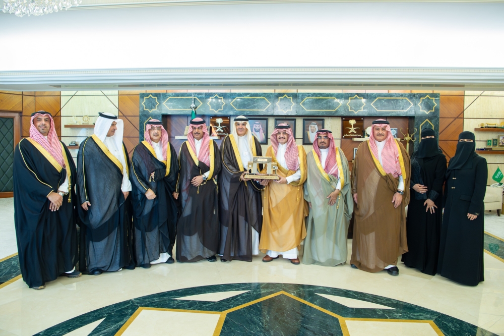 أمير-الشرقية-يستقبل-رئيس-جمعية-أمناء-للتنمية-الحضرية-ويطّلع-على-أعمالها-ومبادراتها