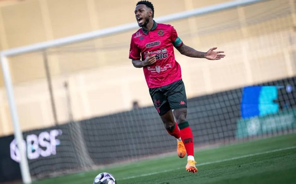 28-منقذا-يبارزون-المهاجمين