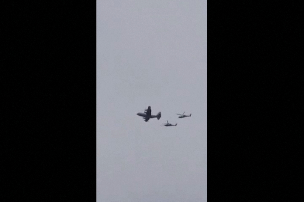 في الأرض والسماء.. واشنطن وطهران تتسابقان للعثور على الطيار الأمريكي