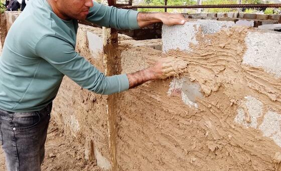 غزة-بلا-مواد-بناء.-كيف-يصنع-السكان-مأوى-من-الركام؟